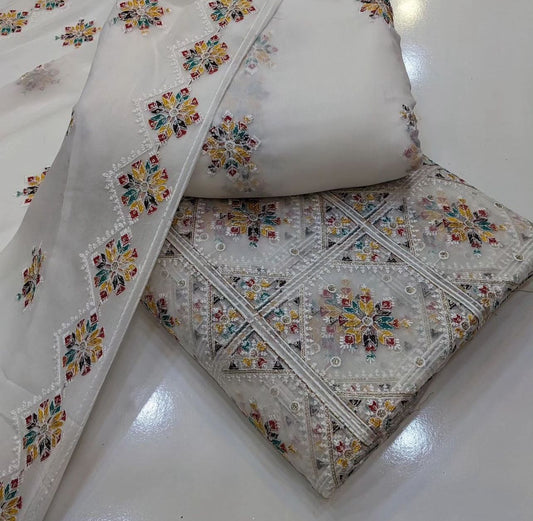 Boutique Chiffon Article